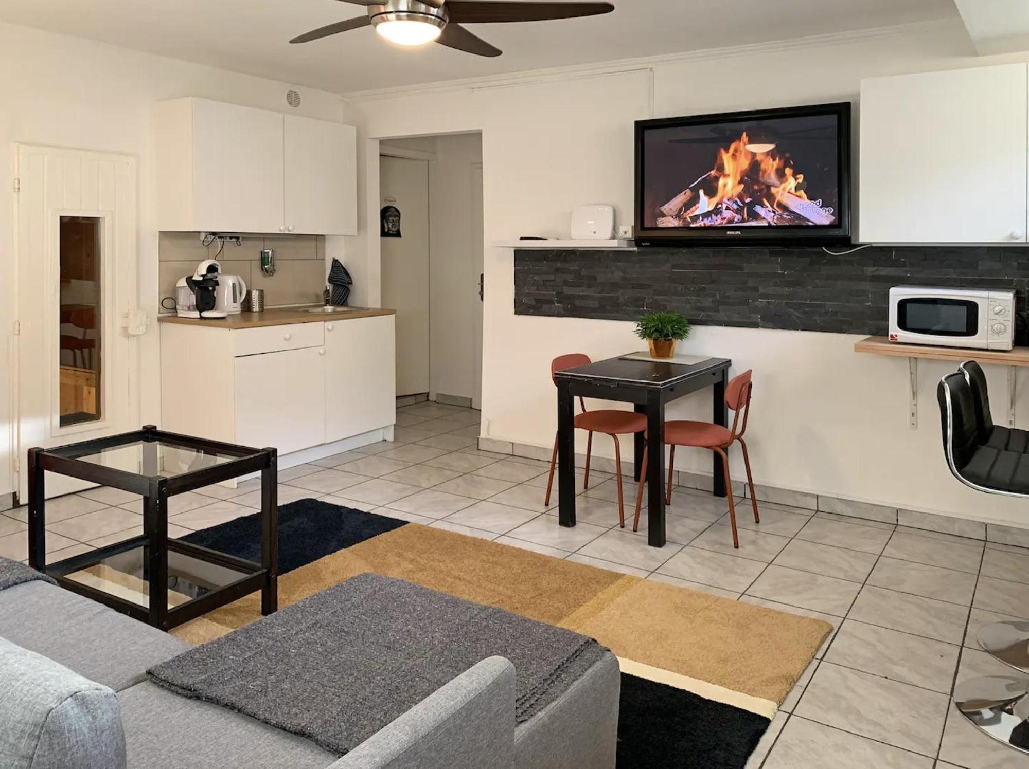 Comodo Pied-a-terre Ad